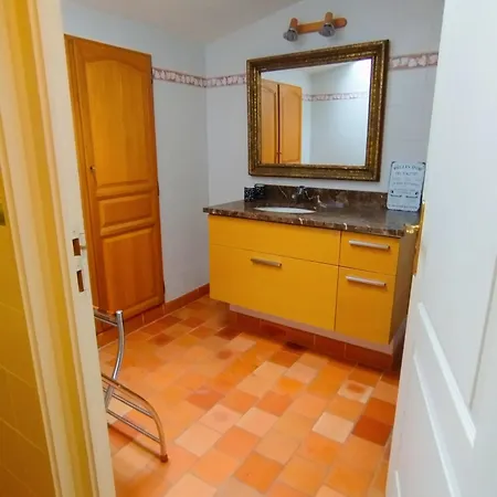 Aubance Dans Charmante Longere Avec Piscine En Partage Holiday home