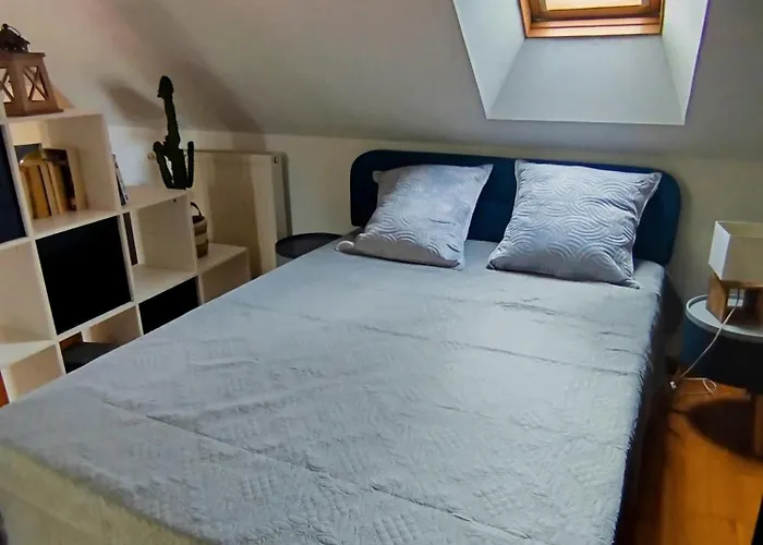 Aubance Dans Charmante Longere Avec Piscine En Partage Les Garennes-Sur-Loire